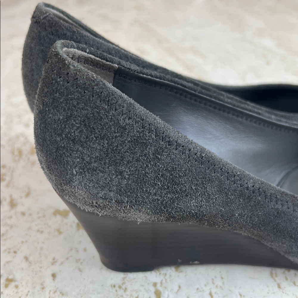 Tory Burch SALLY-SPLIT SUEDE women’s size 8 made in Brazil wedge classic office - Picture 5 of 13